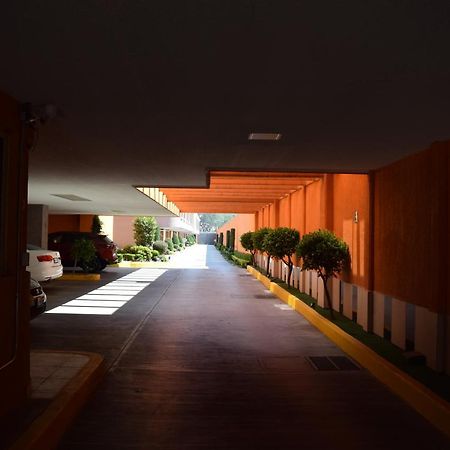 Hotel & Suites La Marquesa Toluca Exterior photo